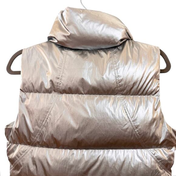 Athleta Silver Downtown Metallic Down Puffer Vest Silver Size M - Picture 9 of 13